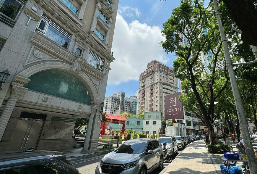 高雄房價要噴了!容積新制砍3倍優惠 專家:成本暴增恐轉嫁購屋族 高雄房價要噴了!容積新制砍3倍優惠 專家:成本暴增恐轉嫁購屋族