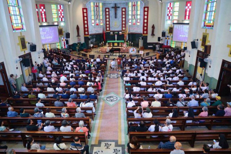 趙姆姆百日誕辰感恩音樂會　鄭朝方轉頒總統褒揚令、以音樂寄思念