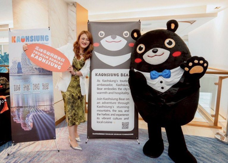 高雄觀光成功插旗菲律賓馬尼拉　150位業者齊喊 Tara Na! 高雄「菲」常好玩