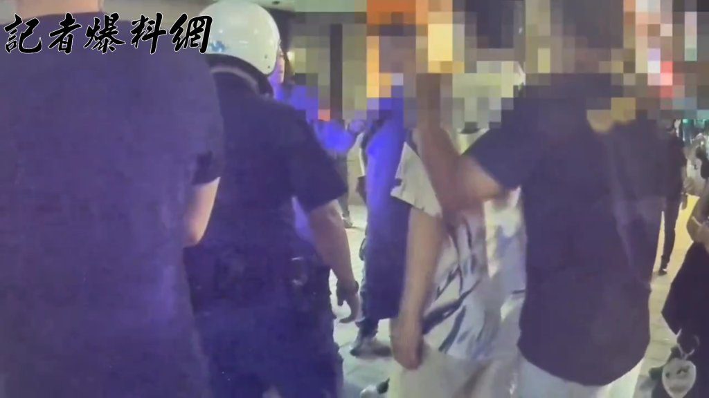 北市醉男攔車動作太大　驚擾UBike情侶拒道歉…被「烙人」包圍計程車