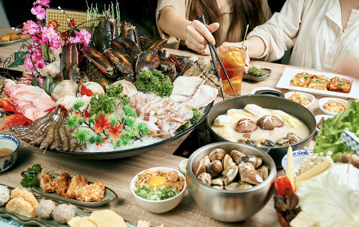 蛤?! Huh Pot 六周年「喜勒蛤6」盛大登場 吃鍋抽汽車、iPhone 17、Gogoro　港味浮誇狂歡三個月！