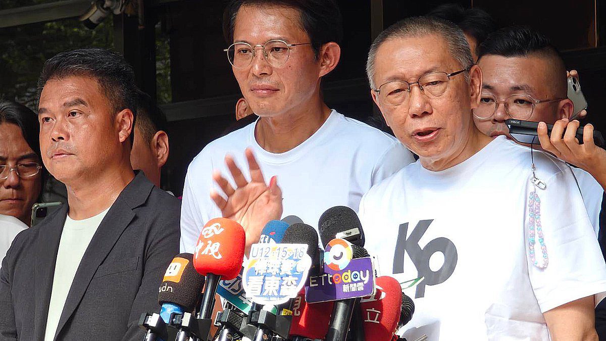 嘆冤獄、批賴清德　柯文哲大聲公喊話小草