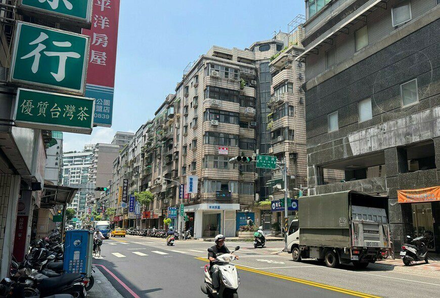 住宅政策三支箭出鞘！老屋延壽、虛坪改革、近零碳建築將重塑台灣房市