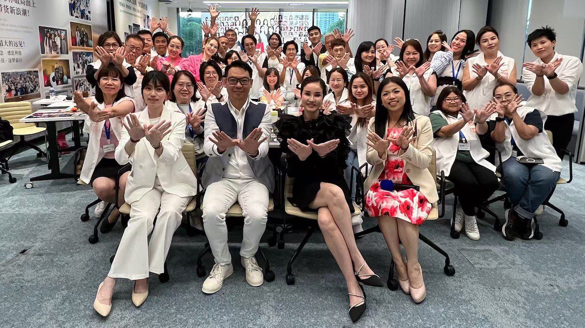 台灣自媒體教育邁向國際　飛騰伊果二度出海新加坡