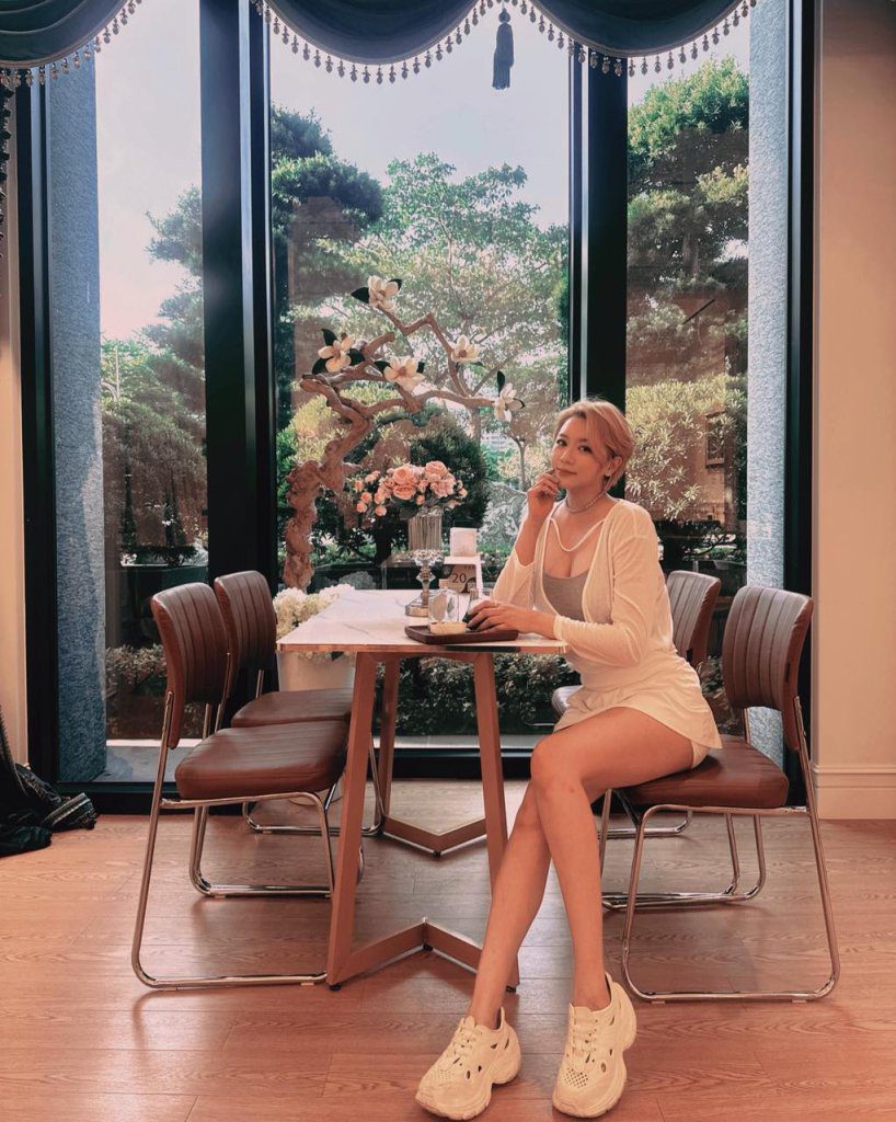 女星李妍憬力挺江祖平 條列9大重點刷正三觀