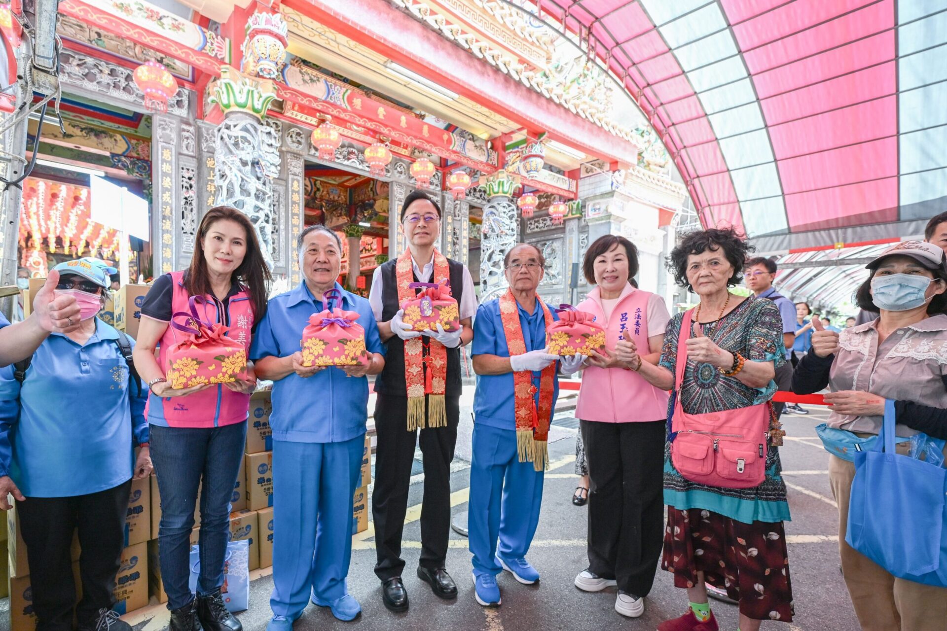 中壢慈惠堂為母娘祝壽 信眾齊聚祈褔 中壢慈惠堂為母娘祝壽 信眾齊聚祈褔