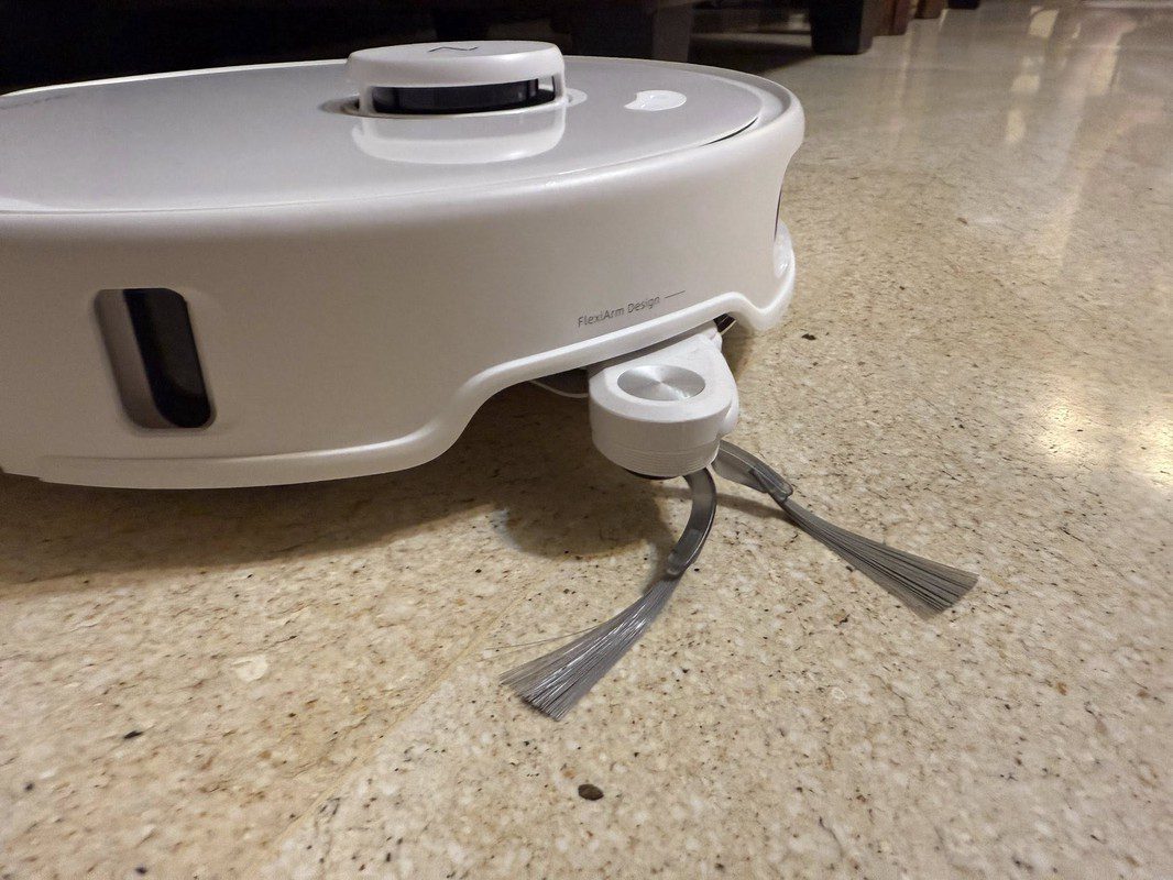 掃地機器人半價入手?網友曬momo隱藏神價 全網熱議不買對不起自己 ! 掃地機器人半價入手?網友曬momo隱藏神價 全網熱議不買對不起自己 !