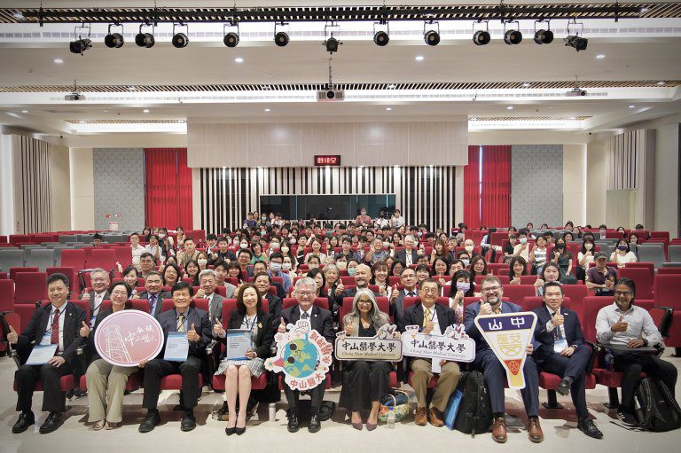 醫學教育新視野！　中山醫大國際論壇聚焦氣候變遷挑戰
