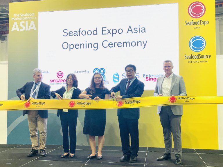 黃偉哲馬不停蹄赴新加坡力拚水產外銷　臺南首度參加亞洲海鮮展