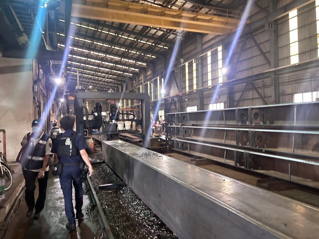 更新!岡山工廠工安意外 女員工遭鋼筋砸中昏迷送醫不治