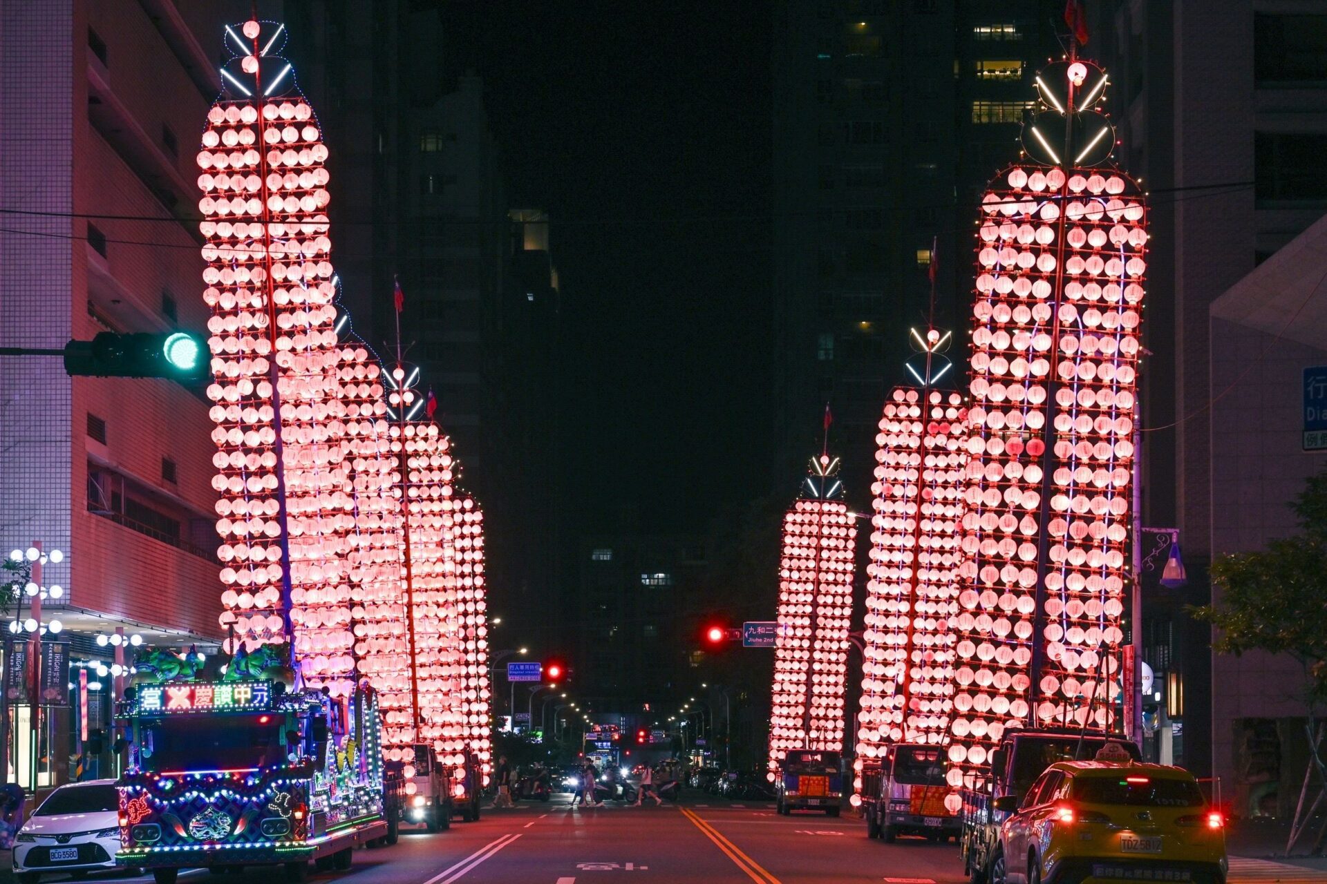 中壢中元祭水燈排遶境盛大登場 展現民俗文化魅力