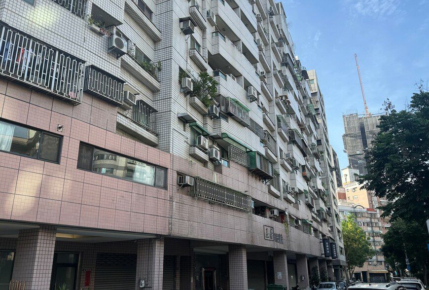 三年搬四次家！爸媽一輩子租房，我還能買得起嗎？