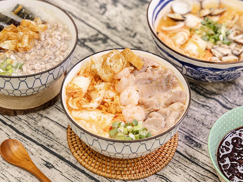 鹿港老街周邊美食新據點！韓式泡菜粥、皮蛋烏龍拌麵饕客推！