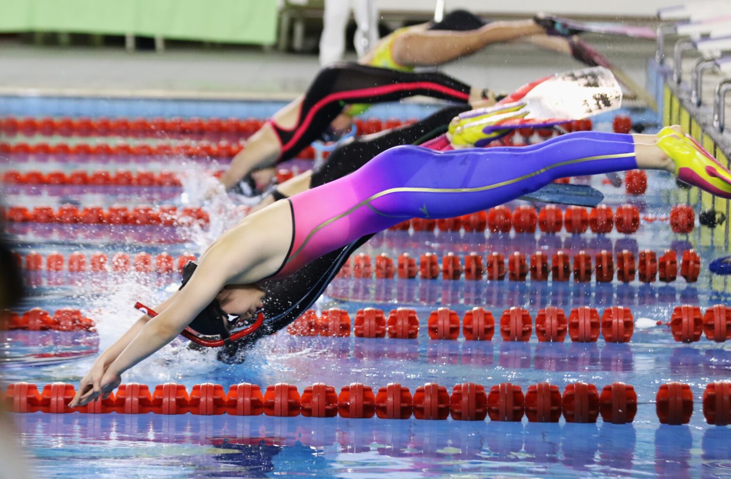 CMAS世界盃蹼泳賽首登高雄 12國177名頂尖選手競技