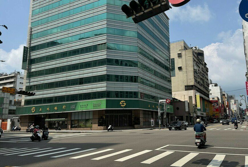 月收8萬敢買2500萬房？夫妻賣二換一內行急勸：銀行這關絕對過不了