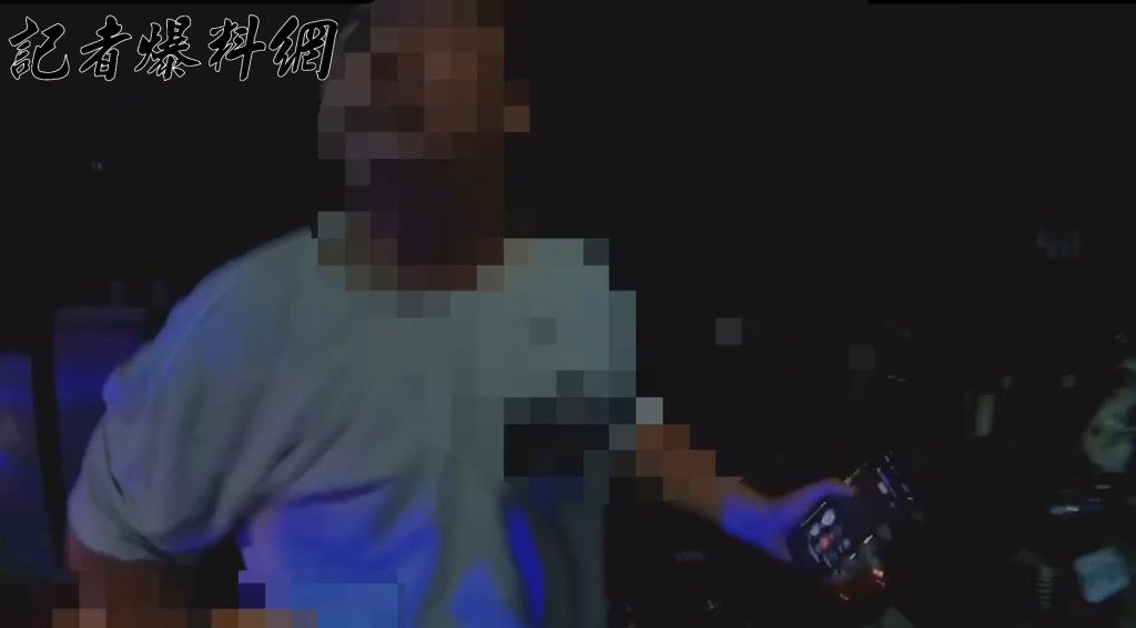 蘆洲男男酒後當街反目　咆哮「不要拉我」反推警遭壓制帶回