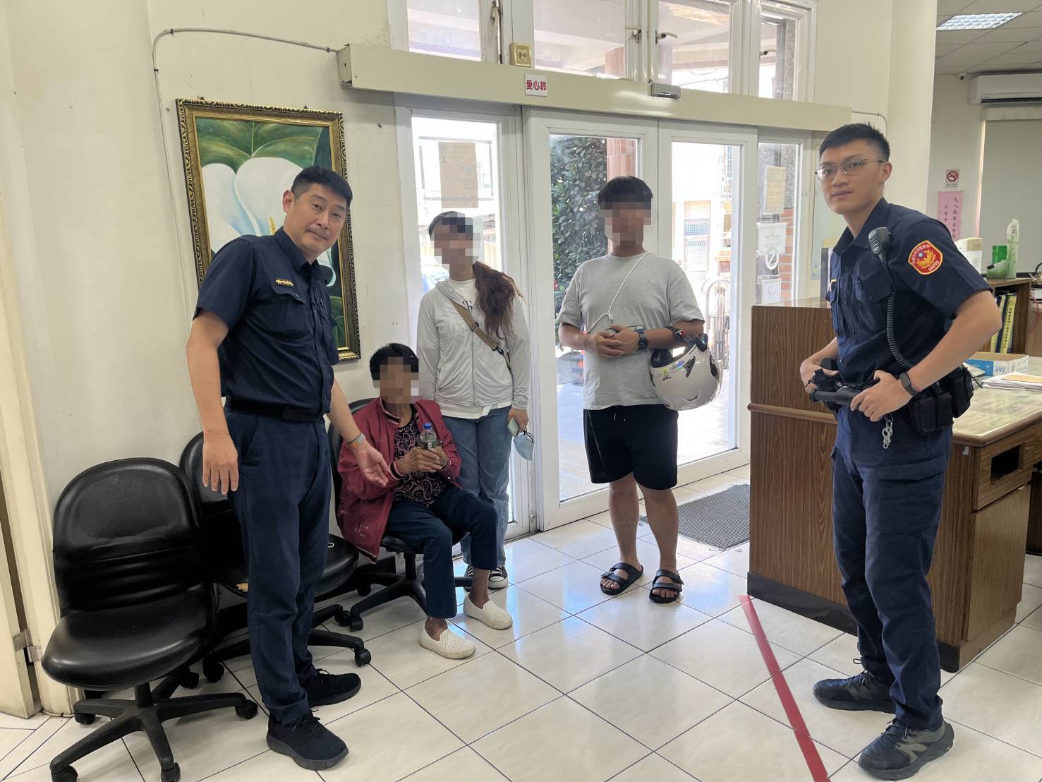 失智婦從龜山騎到大園險中暑 警靠車牌查身分 