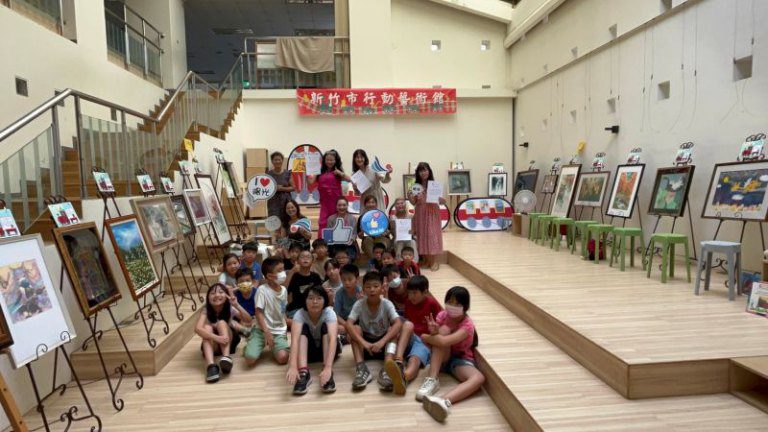 「2025新竹市行動藝術館」巡迴展　　陽光國小溫馨登場