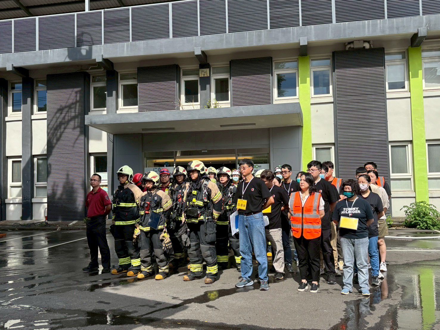 龜山消防分隊前進工廠逼真演練 1神器強化救災效率