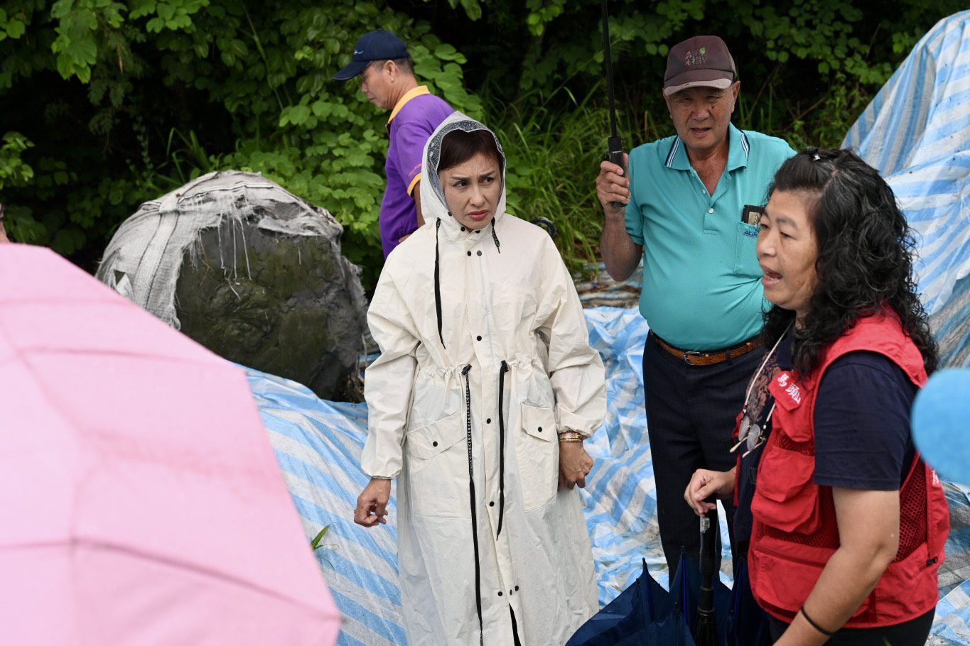 立委邱議瑩會勘馬頭山廢棄物處理進度 要求環保局限期處理完畢
