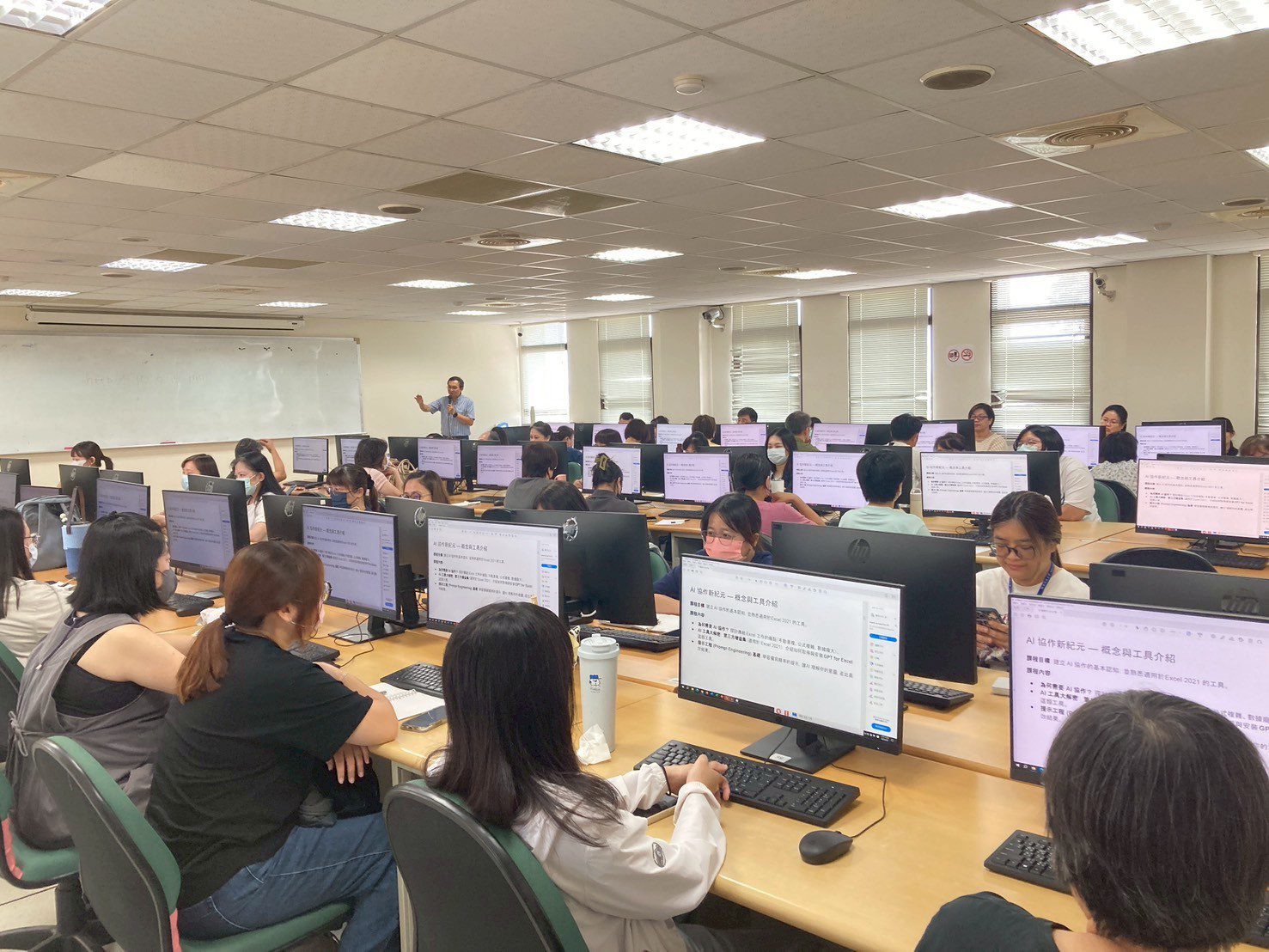 輔英科大全面強化教職員AI數位專業能力 落實及深化ABC健康科技領航卓越大學