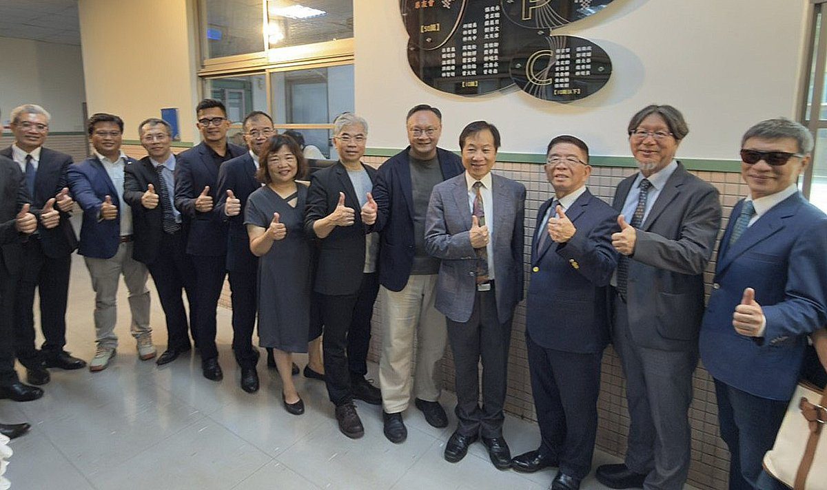 東海大學打造全國最節能AI PC教室　校友募款650萬、產學攜手啟用