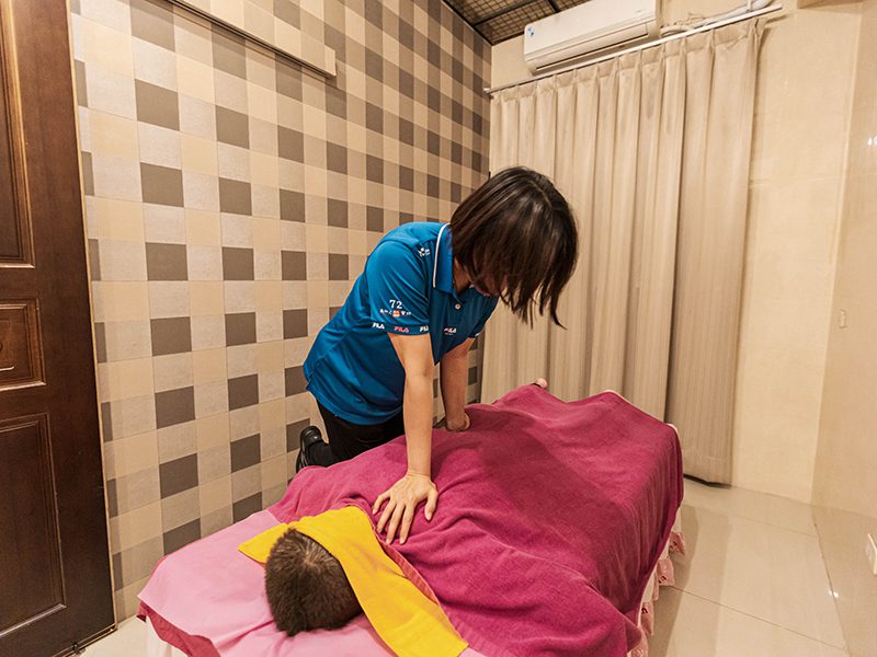 在員林鬆一下!全身指壓、腳底按摩全滿足 老字號養生據點! 在員林鬆一下!全身指壓、腳底按摩全滿足 老字號養生據點!