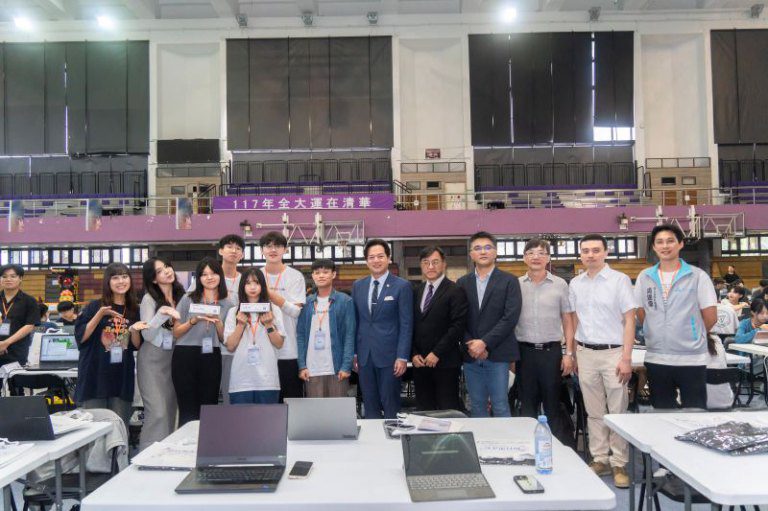 2025「新竹X梅竹黑客松」盛大登場！　邱臣遠代理市長：鼓勵青年大膽挑戰 共創智慧城市藍圖