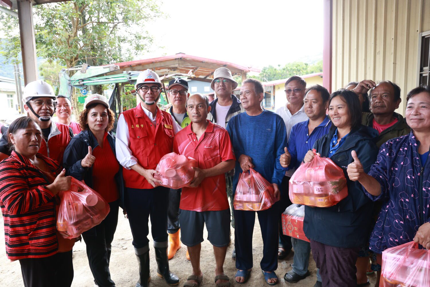 陳其邁市長親臨那瑪夏  關心防災工作並加速原民區復原