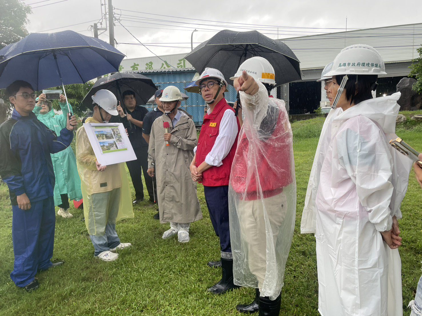 強颱樺加沙漸遠離 高雄市容復原即刻完成