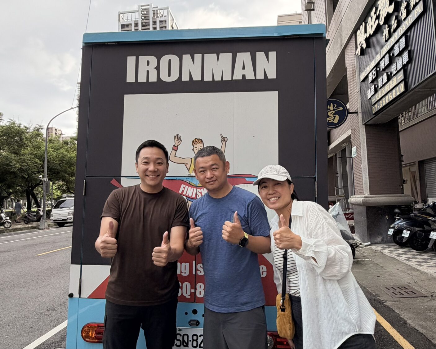 為花蓮災民送暖 張以理率高雄青創店家手作窯烤披薩號召物資救援 為花蓮災民送暖 張以理率高雄青創店家手作窯烤披薩號召物資救援