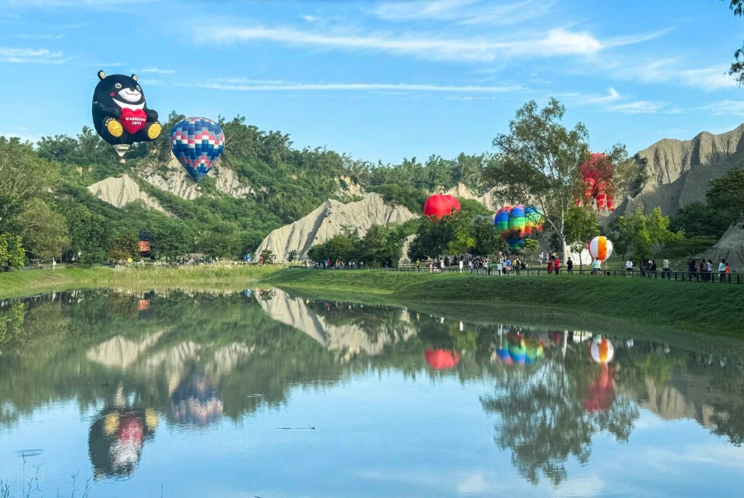 「2025高雄愛‧月熱氣球」09/27教師節連假登場