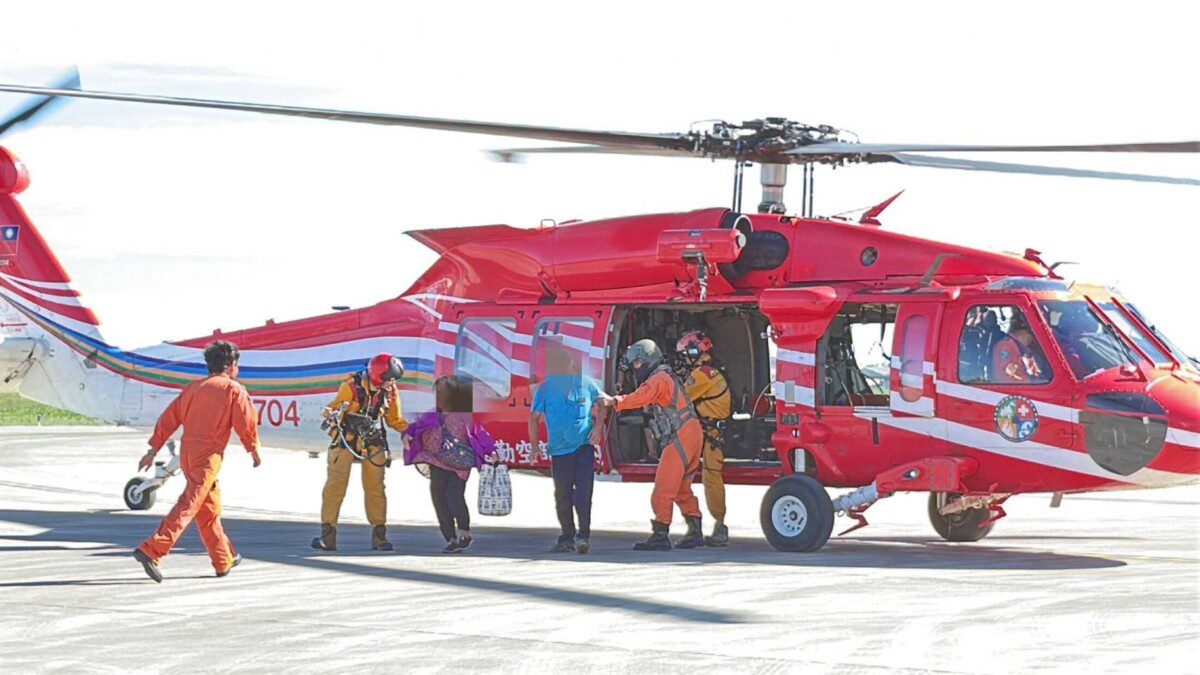 海端鄉霧鹿利稻道路坍塌 衛生局緊急啟動醫療後送及藥品補給