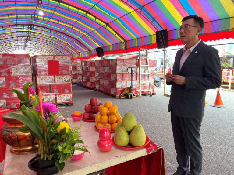 許修睿議長捐出一月所得 竹蓮寺響應百萬善款　共同拋磚引玉助災區