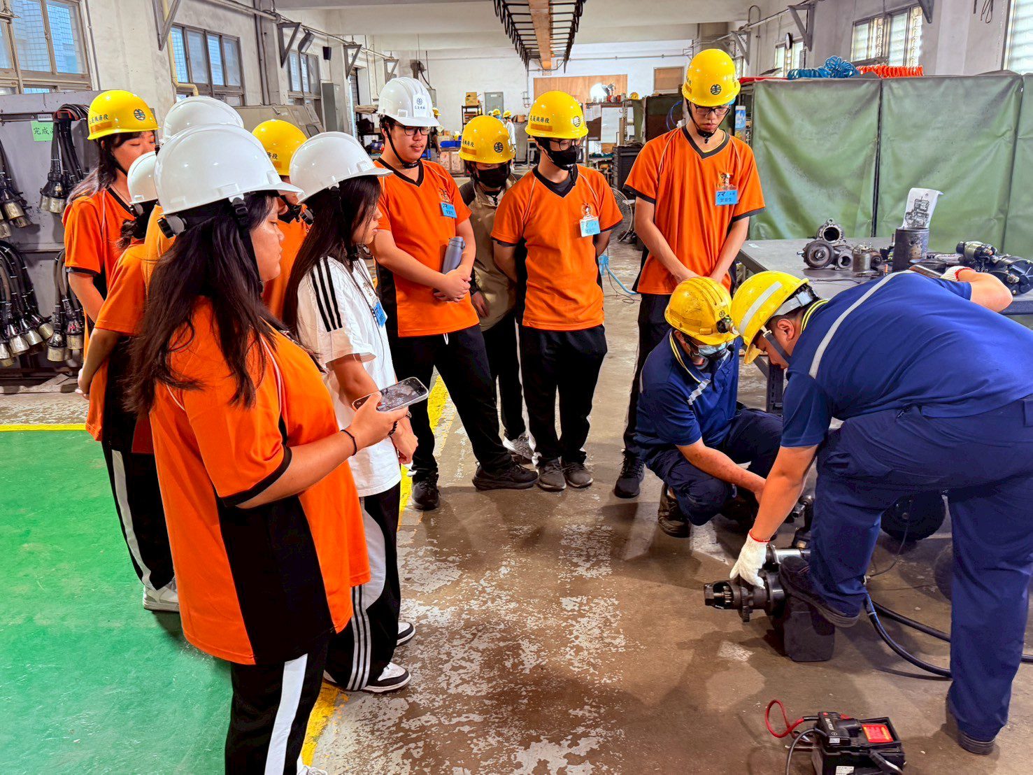 台鐵東區鐵道實習營登場 學子走入第一線深度體驗運務、機務