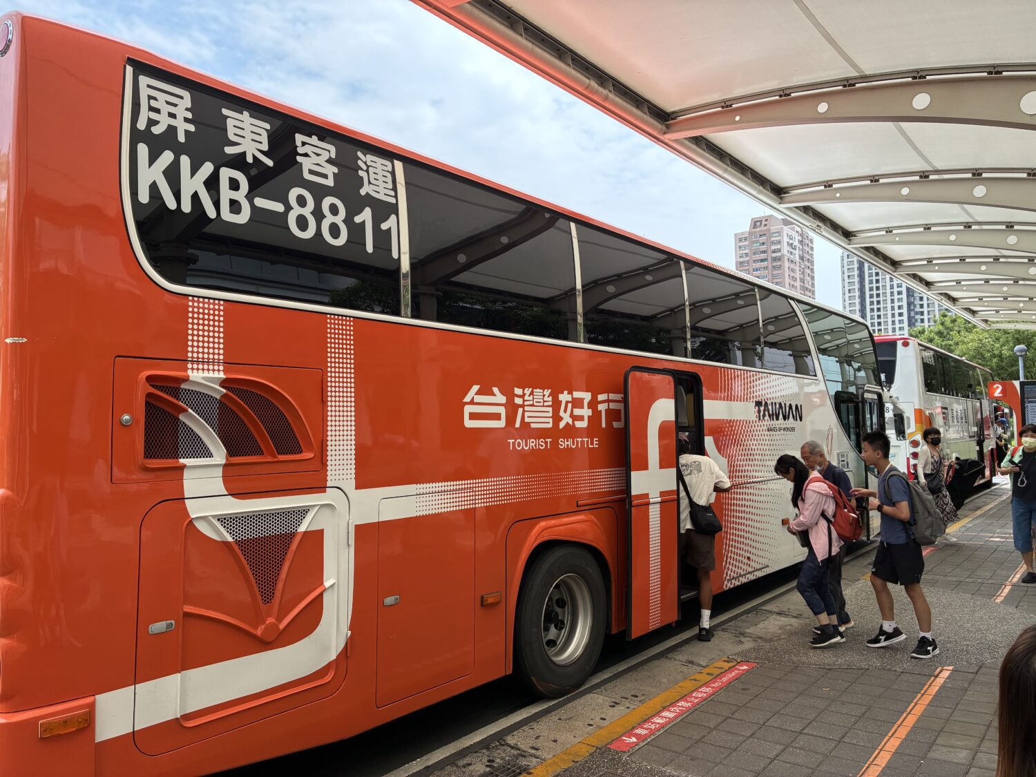 【9189】墾丁快線全新塗裝 教師節連假增班疏運