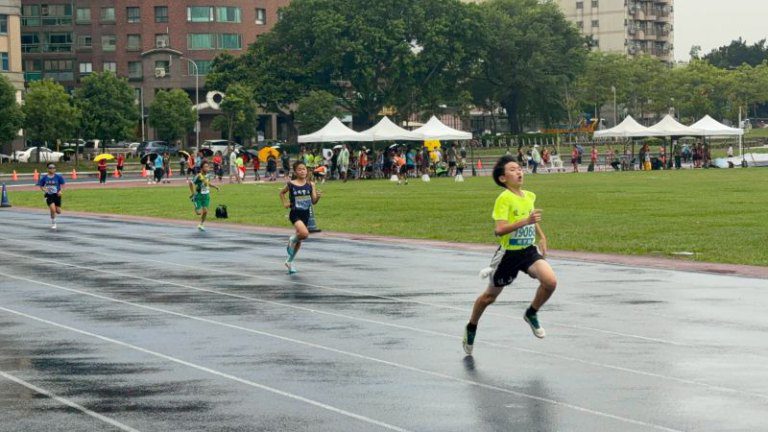 114年全市運圓滿落幕　邱臣遠代理市長肯定選手卓越表現突破自我