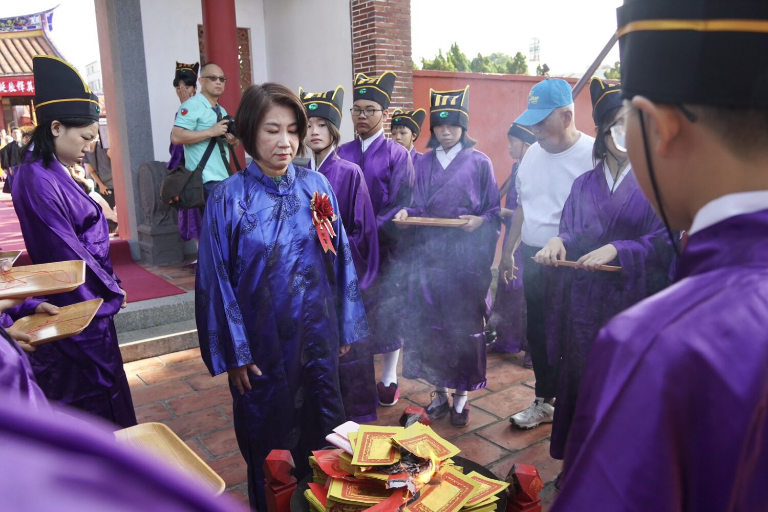屏東書院舉行祭孔大典 外籍生體驗傳統古禮文化