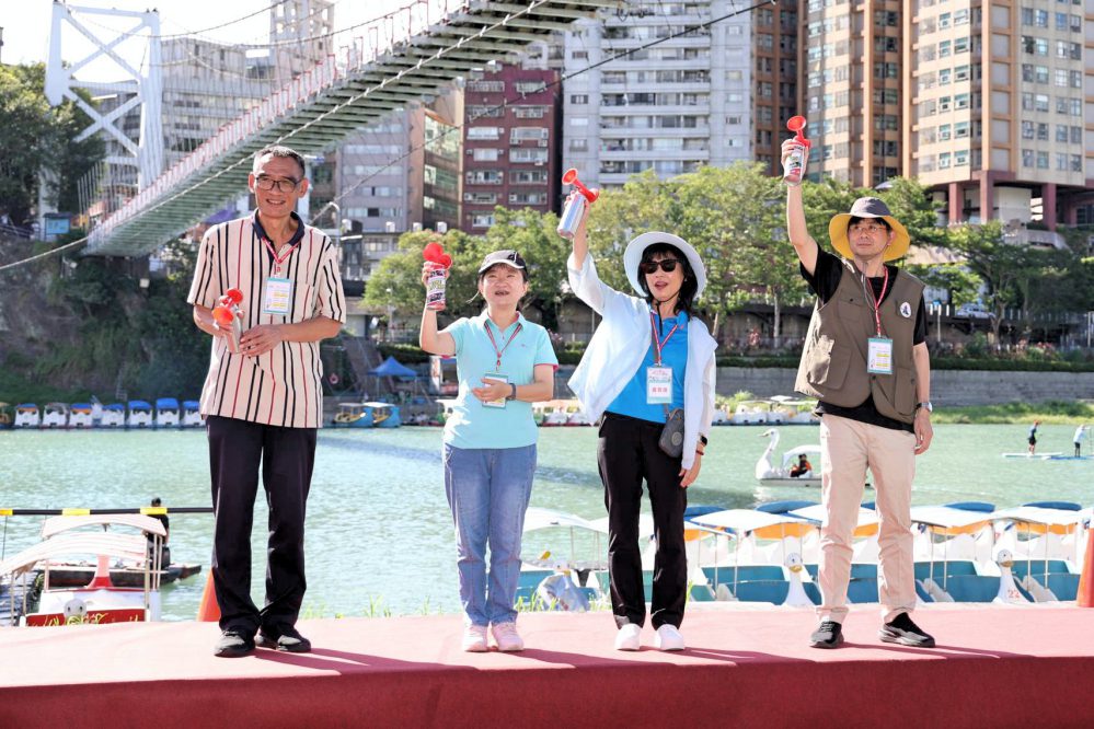 大手牽小手、幸福健康走　北區國稅局租稅宣導逾2千人公益健走趣