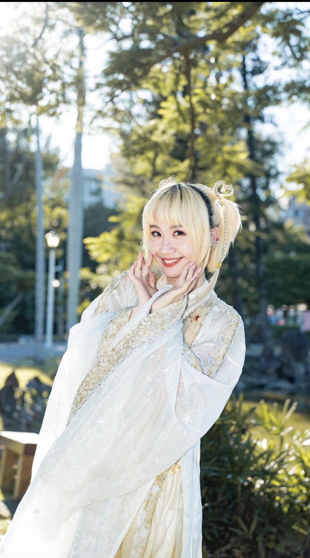 《戲說台灣》Lulu 黃路梓茵首次穿金裝夢幻登場 《戲說台灣》Lulu 黃路梓茵首次穿金裝夢幻登場