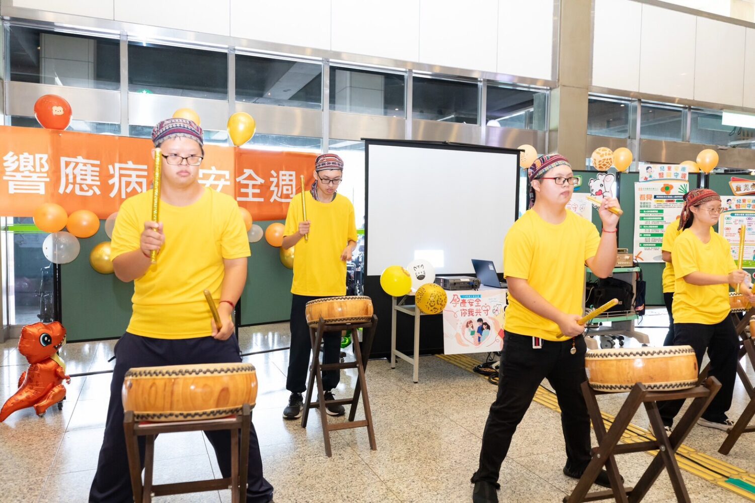 「齊心共守・產兒安康」共築全民守護力 高雄長庚病安週圓滿落幕 「齊心共守・產兒安康」共築全民守護力 高雄長庚病安週圓滿落幕