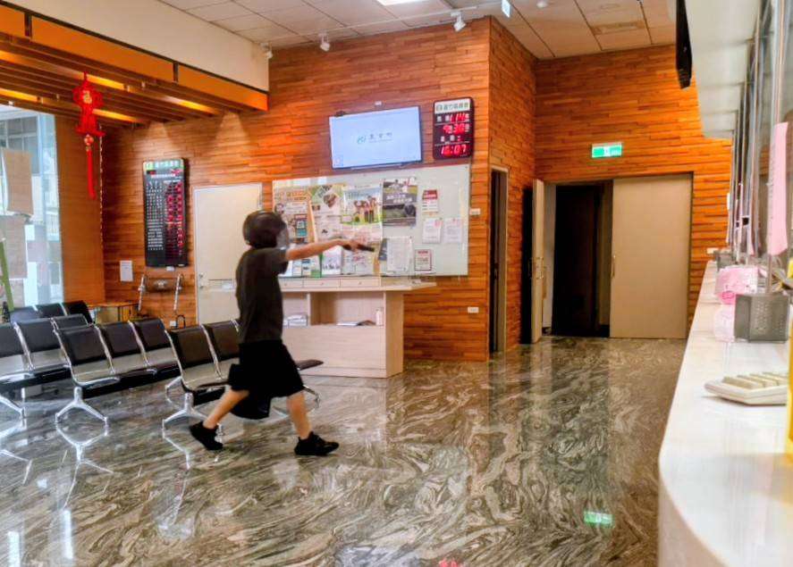 歹徒持槍闖農會信用部？蘆竹分局防搶演練情境逼真