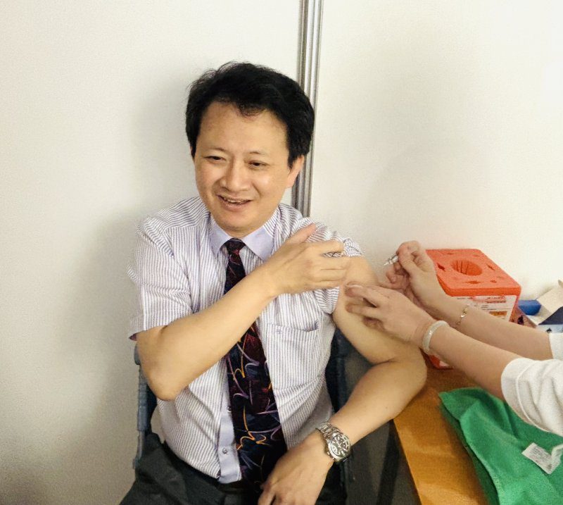 漾新聞|高醫快打站開跑!流感新冠疫苗隨到隨打 漾新聞|高醫快打站開跑!流感新冠疫苗隨到隨打