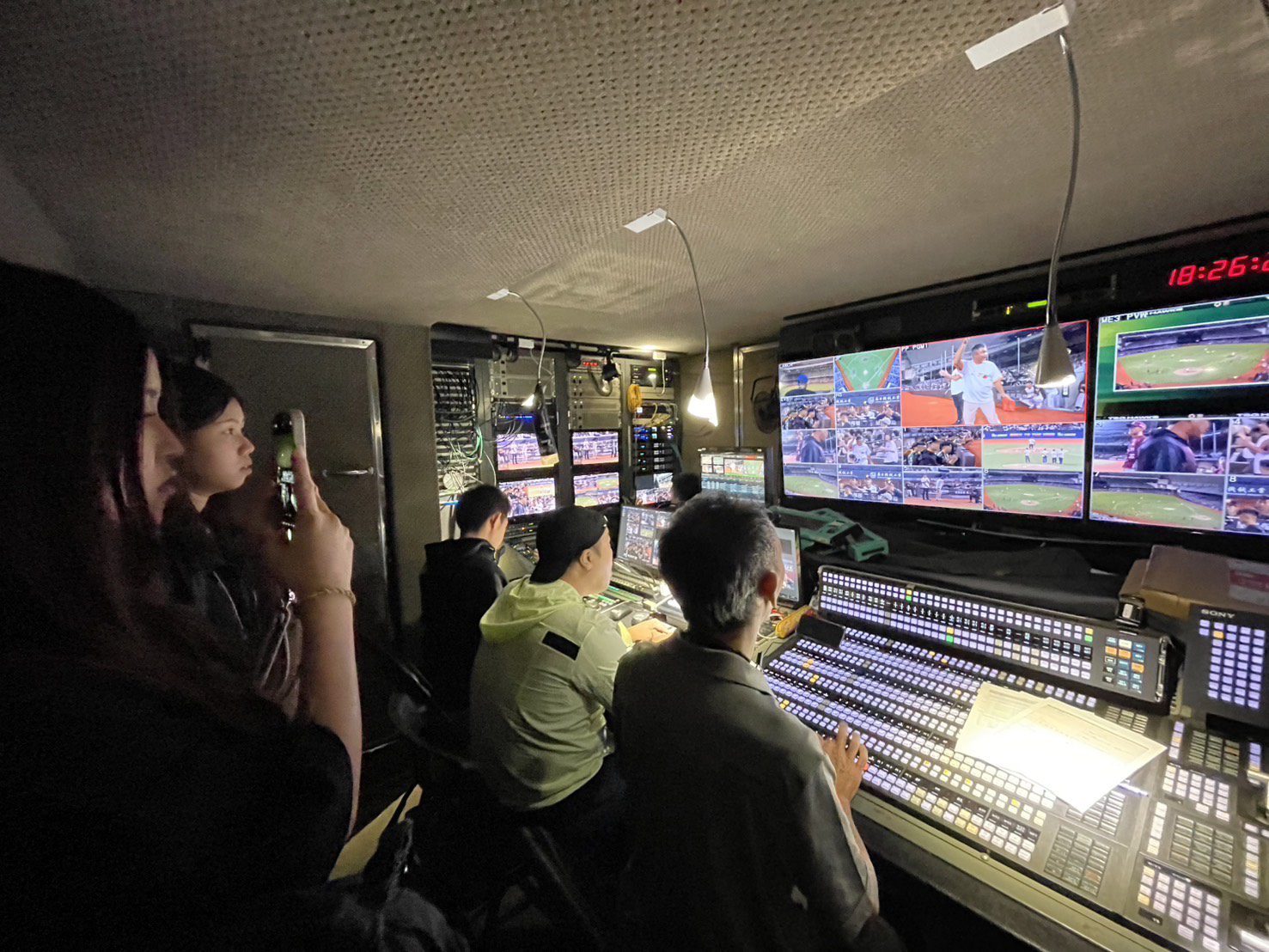 玄奘大傳學生見習職棒轉播  學習效果倍增