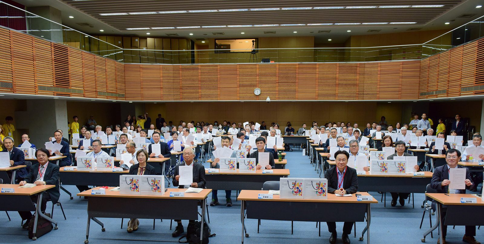 75業者齊聚中原大學 簽署MOU共育新世代綠領人才