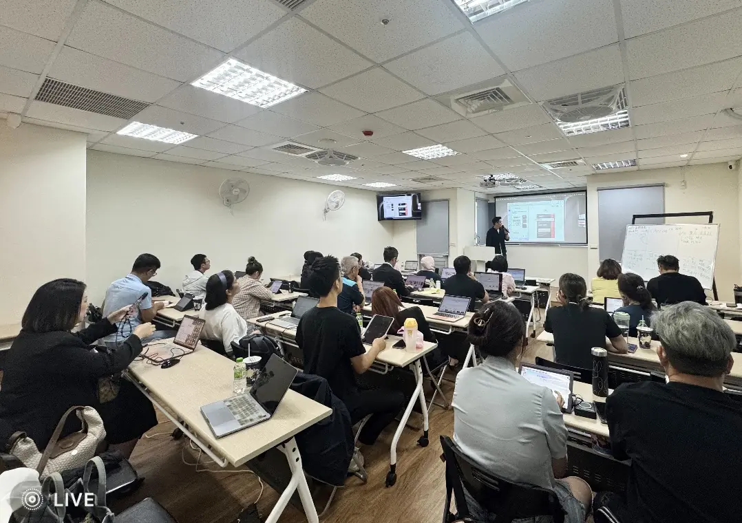 AI科技賦能服務業轉型：兩天課程培育新一代「AI領先者」