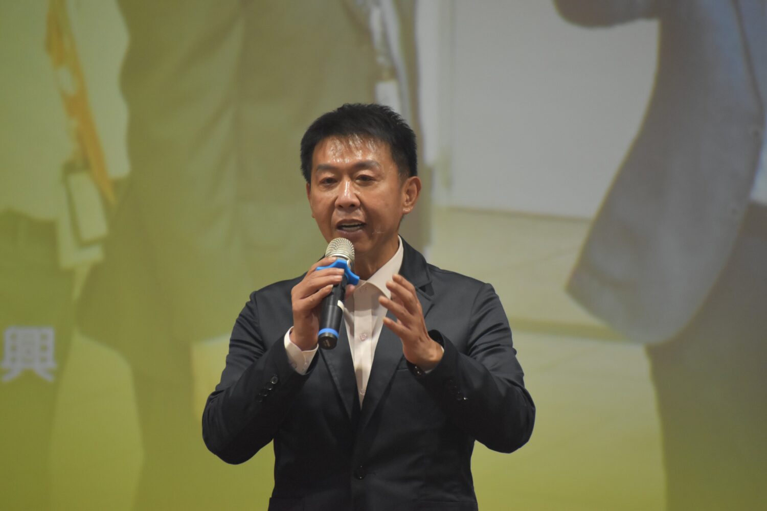 航空立委許智傑搶先透漏高雄年底再添國際航線