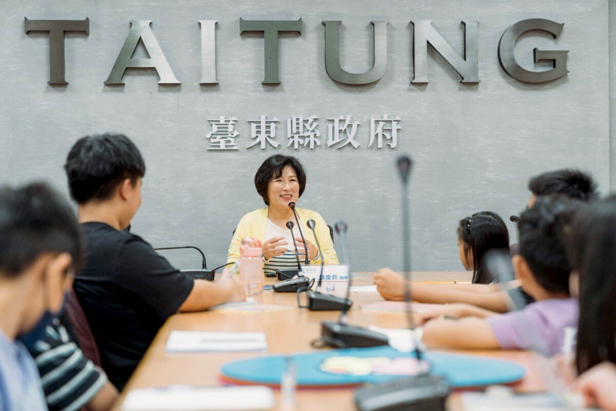 臺東慢經濟實力持續綻放 2025遠見競爭力蟬聯非六都縣市組冠軍 臺東慢經濟實力持續綻放 2025遠見競爭力蟬聯非六都縣市組冠軍