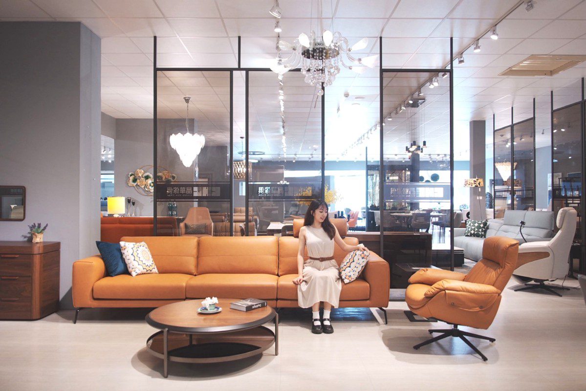 平價家具、電動沙發一次選購　晶華傢俱周年慶品牌轉型引爆買氣