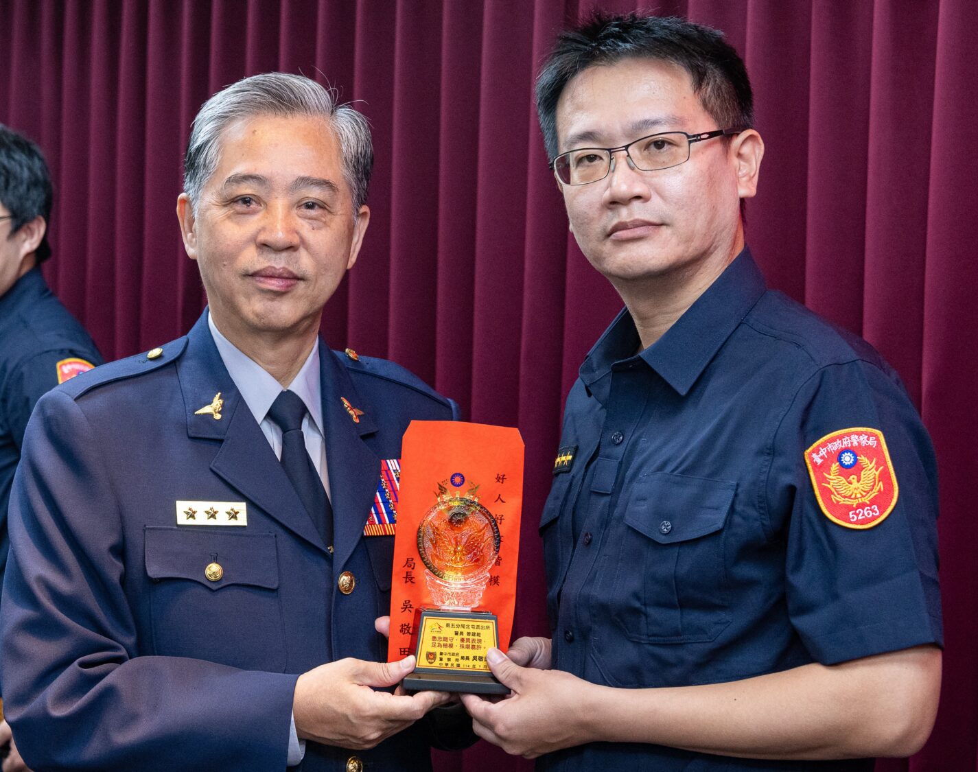 曾建維英勇逮捕性侵犯          吳敬田表揚直稱好樣的